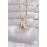 Clariss 316L Çelik Gold Renk Beyaz Mineli Kız Figür Tarot Kolye