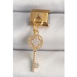 Clariss 316L Çelik Gold Renk Sallantı Zirkon Taşlı Anahtar Model Nomination Charm