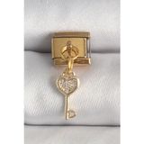 Clariss 316L Çelik Gold Renk Sallantı Zirkon Taşlı Kalpli Anahtar Model Nomination Charm