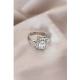 Clariss Ayarlamalı Silver Renk Metal Zirkon ve Kristal Taşlı Dikdörtgen Model Yüzük
