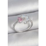 Clariss Pirinç Gümüş Renk Beyaz Mineli Pembe Zirkon Taşlı Çiçek Model Kadın Yüzük