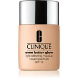 Clinique Even Better Glow SPF15 CN74 Beige 30 ml Fondöten