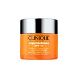 Clinique Superdefense SPF 40 Yüz Kremi, İlk Yaşlanma Belirtilerine Karşı Koruyucu Jel, 50 ml