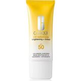 Clinique Uv Solutions Aydınlatıcı Etkili ve Renkli Güneş Kremi Spf 50 - Light