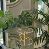 Çnr Home Collection Lüks Metal Ayaklı Çiçekli Kahve Yanı Lokumluk & Çikolatalık – Yüzük Yükseltici, Dekoratif Sunumluk Gold
