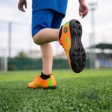 Çocuk Halı Saha Futbol Ayakkabısı – Hafif, Kaymaz Tabanlı, Bağcıklı Kramponsuz Spor Ayakkabı - Turuncu