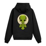 Colermi Uzaylı Ay Karakteri Sırt Baskılı Kapüşonlu Sweatshirt | Pamuk kumaş, rahat kesim, ay arka planlı uzaylı karakteriyle eğlenceli bir tasarım