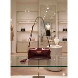 Colorshere Kadın Bordo Rugan Omuz Çantası | Gold Detaylı, Püsküllü Şık Tasarım