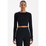 COMEUP Kadın Parmak Geçmeli Crop Top Siyah Düz Desenli Nefes Alabilir Kumaş ile Spor ve Günlük Kullanım