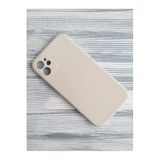 CONSTRAIN - iPhone 11 Kılıf ile iPhone 12 Görünümü | Köşeli Tasarım ile Modern Estetik | Mat Yüzeyli Beyaz Silikon Arka Kapak | Darbe Emici Yapı | Kamera Koruması ve Şık Hatlar - Krem
