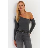Cool & Sexy Kadın Antrasit Asimetrik Kollu Kaşkorse Bluz HOR1