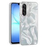 Coverzone Samsung Galaxy A57 İle Uyumlu Hologramlı,Airbagli Parlak Taş Detaylı Kamera Lens Koruma Çıkıntılı Esila Sert Silikon Telefon Kılıfı-Beyaz