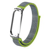 Coverzone Xiaomi Mi Band 5 ile uyumlu Saat Kayışı Hasır Örme Metal Çerçeveli, Fıstık Yeşili-Gri