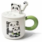 CoverZone Yummy Panda Figürlü Kapaklı Seramik Mug 300ML Kahve Kupası Kaşıklı Tasarım Kupa Ofis Masaüstü Kahve Bardağı Kapaklı Kupa Latte Çay Dekoratif Kahve Kupası Sevimli Kupa | Yummy Panda