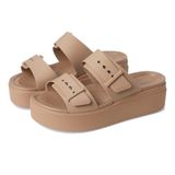 Crocs Brooklyn Buckle Low Wedge kadın sandaleti, Latte, 38/39 EU