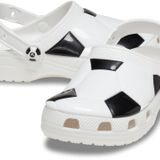 Crocs Unisex Çocuk Klasik Futbol Topu Takunya T, siyah beyaz, 9 UK Child