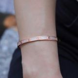 Crtr Modeli Rose Gold Kaplama Zirkon Taşlı Gümüş Kelepçe