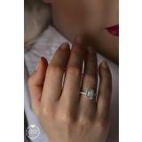 Crystal Diamond Zirconia Işıklı kutuda 1.25 karat baget yüzük