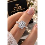 Crystal Diamond Zirconia Işıklı kutuda 1 karat baget yüzük ( KARARMAZ)