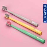 Curaprox Cs 12460 Velvet Diş Fırçası Orta Sertlikte Fırça Kılı ile Renkli Seçenekler