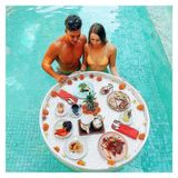 CZCZC Lüks Yüzer Servis Tepsisi Havuz Tepsisi Masası, Havuz için Büyük Deluxe Yüzer Tepsi, Suda Şık Kahvaltı Tepsisi, Kumlar, Kaplıcalar için Yüzer Tepsi Masası ve Bar