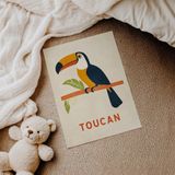 Daldaki Sevimli Tukan Çocuk Odası Duvar Posteri Çerçeveli Tablo Duvar Dekorasyonu - 21 x 30 - Çerçevesiz Poster