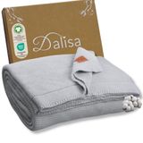 Dalisa%100 Organik Pamuk Örgü Battaniye – GOTS Sertifikalı, Hafif, Nefes Alabilir ve Rahat Yapısıyla Kanepe, Yatak ve Ev Dekorunda Boho Vintage Tarzı (Gri, 130X150)