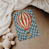 Damalı Uçan Balon Çocuk Odası Duvar Posteri Çerçeveli Tablo Duvar Dekorasyonu - 21 x 30 - Çerçevesiz Poster