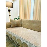 Dantelli Tavşan Tüylü Çekyat Örtüsü Kaydırmaz Tabanlı Peluş 75*200 - 200 x 75 cm - Bej