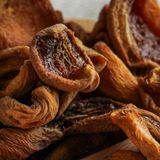 Darende Kayısı Dünyası Doğal Gün Kurusu Kabuklu Kayısı - 1 Kg - Kükürtsüz ve Katkısız