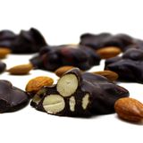 Dark Brown 1 kg Kayısı Çekirdekli Bitter Roche Çikolatası
