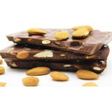 Dark Brown 750 gr Bademli Sütlü Beyoğlu Çikolatası