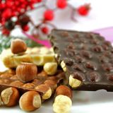 Dark Brown Chocolates & Confections 500 gr Fındıklı Karışık Bitter Sütlü ve Beyaz Kırma Beyoğlu Çikolatası