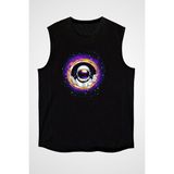 Darkhane Kara Delikten Bakan Astronot Siyah Unisex Kolsuz Tişört Kesik Kol T-Shirt - 001-Siyah - XL