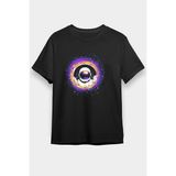 Darkhane Kara Delikten Bakan Astronot Siyah Unisex Tişört T-Shirt - 001-Siyah