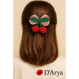 Darya DD607 Kırmızı – Yeşil Çilek Desenli Ponponlu Lastik Toka | Yumuşak Kadife Doku
