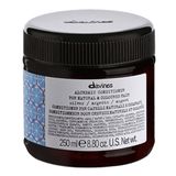 Davines Alchemic Silver Conditioner 250 ml Sarı Saçlar Için Gümüş Yansıma Etkili Saç Kremi