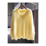 De Pose Kadın Oversize Peluş Yumoş Tüylü V Yaka Basic Triko Kazak