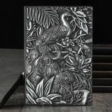 Debug Hediyelik Gümüş Tavus Kuşu Kabartmalı Deri Defter 3D