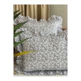 Decamor home Coton Pamuklu Kumaş Gri Mini Çiçekli Fırfırlı Kırlent Kılıfı 1 ADET