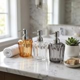 Deconox 1 Adet Akrilik Sıvı Sabunluk (210 ml) - 3 Farklı Renkli Kırılmaz Şeffaf Banyo ve Mutfak Düzenleyici Şık Losyon ve Sabun Pompası Organizer (Asorti)