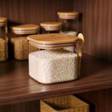 Deconox 600 Ml Bambu Kapaklı Ve Kaşıklı Kare Cam Kavanoz, Vakumlu Ahşap Kapaklı Baharatlık, Kendinden Kaşık Yuvalı Şeker, Kahve Ve Banyo Tu