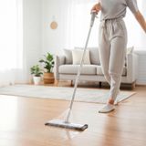 Deconox Yeni Nesil Mandallı Sprey Mop - Dahili Su Hazneli, Tüm Bezlerle Uyumlu Kompakt Mikrofiber Temizlik Seti