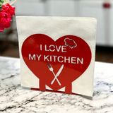 Decorelax "I LOVE MY KITCHEN" Temalı Metal Peçetelik Kırmızı Kalp Şeklinde