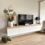 Decoroys Joseph TV Ünitesi Modern Tasarım Suntalam Malzeme 180 cm Genişlik 30 cm Yükseklik - Beyaz - Meşe