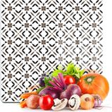 Decovetro Cam Kesme Tahtası ve Sunumluk Kare Kahverengi Geometrik Desenli 30X30 cm
