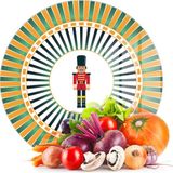 Decovetro Cam Kesme Tahtası ve Sunumluk Yuvarlak Christmas Fındıkkıran Desenli 30X30 cm - Çok Renkli