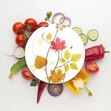 Decovetro Cam Kesme Tahtası Yuvarlak Renkli Çiçek Desenli 30x30 Cm