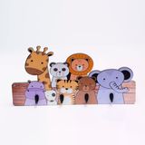 Deepcraft Çocuk Odası Duvar Askılığı 4 Askılı Montessori Doğal Ahşap-Pleksi Uv Baskılı Askı Safari