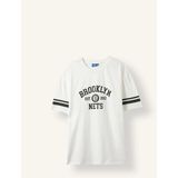 DeFacto %100 Pamuk NBA Brooklyn Nets Oversize Bisiklet Yaka Baskılı Kısa Kollu Şerit Detaylı Tişört H4491AX26AU - Ekru-ER105